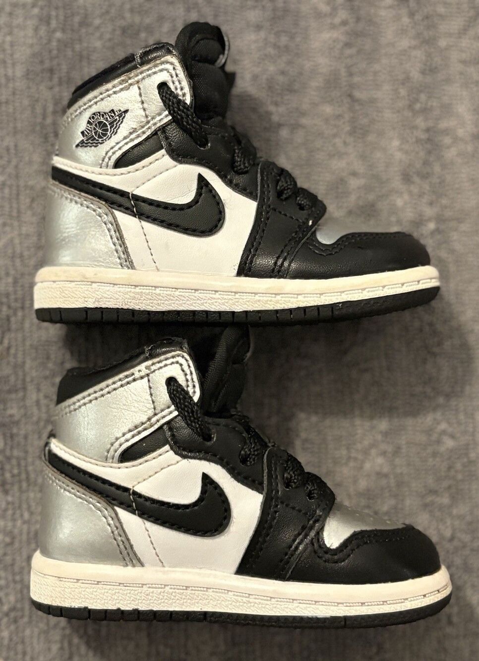 Nike Air Jordan Retro 1 OG Toddler Silver Toe Size 4C CU0450 001